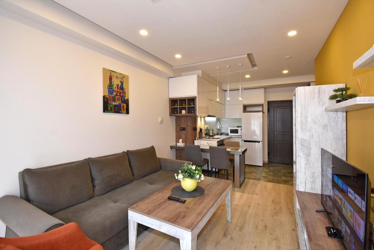 Home4You Apartments On Koghbatsi Γιερεβάν Εξωτερικό φωτογραφία