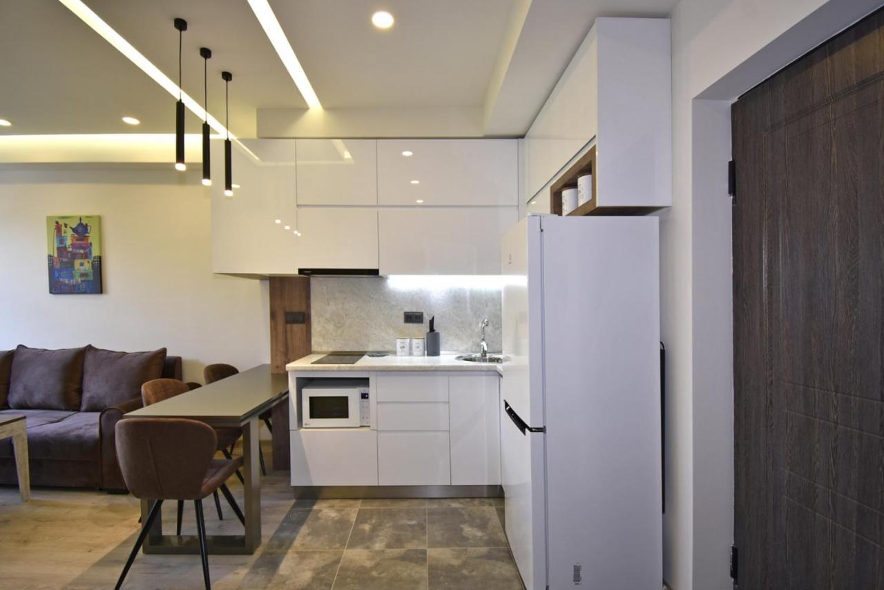 Home4You Apartments On Koghbatsi Γιερεβάν Εξωτερικό φωτογραφία