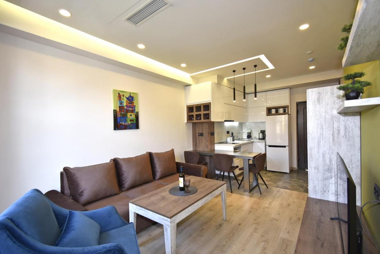 Home4You Apartments On Koghbatsi Γιερεβάν Εξωτερικό φωτογραφία