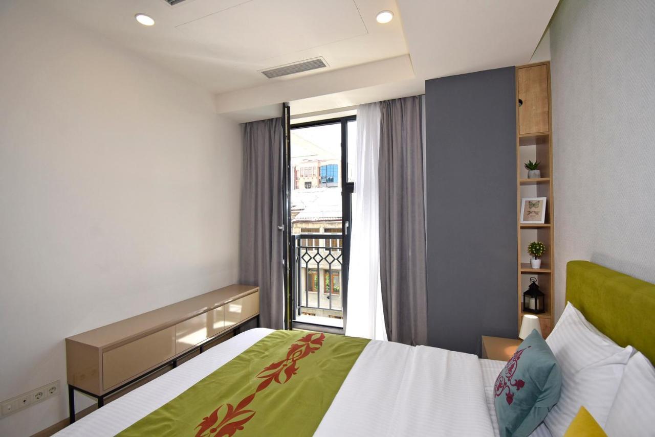 Home4You Apartments On Koghbatsi Γιερεβάν Εξωτερικό φωτογραφία